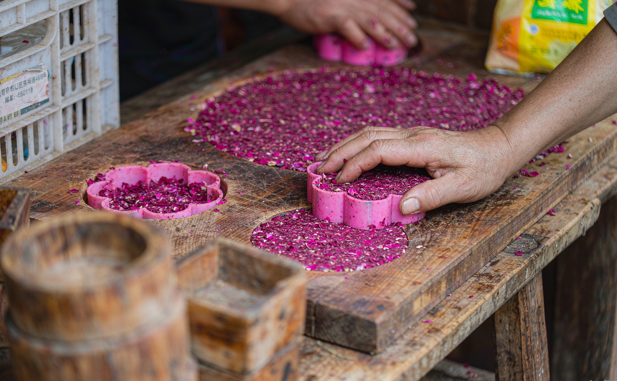 Yunnan floral cake bakery